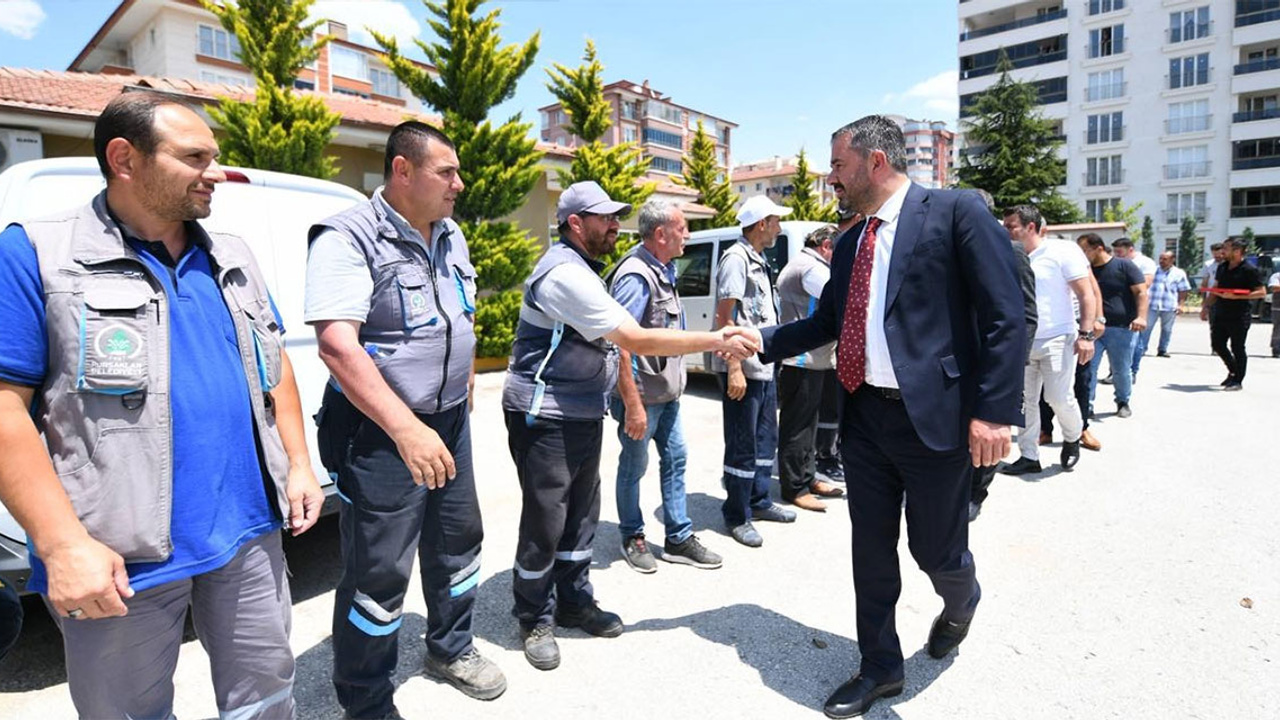 Pursaklar'da ilk mesai günü bayramlaşma