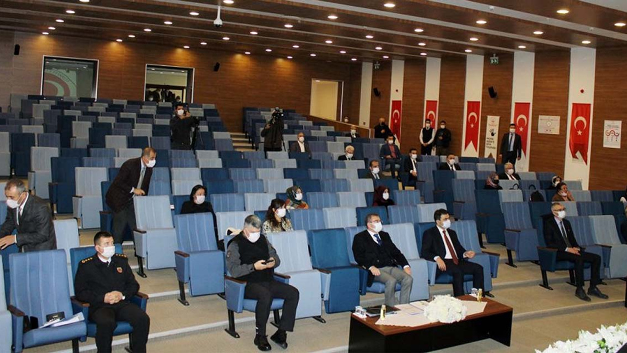 Yozgat'ta Kadına Şiddetle Mücadele Koordinasyon Toplantısı Düzenledi