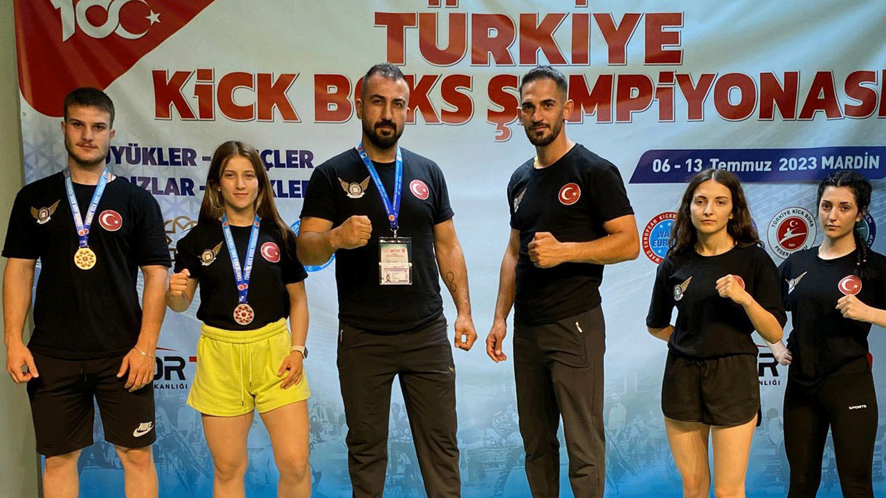 Yenimahalle Belediyesi Kick Boksta 4’te 4 yaptı