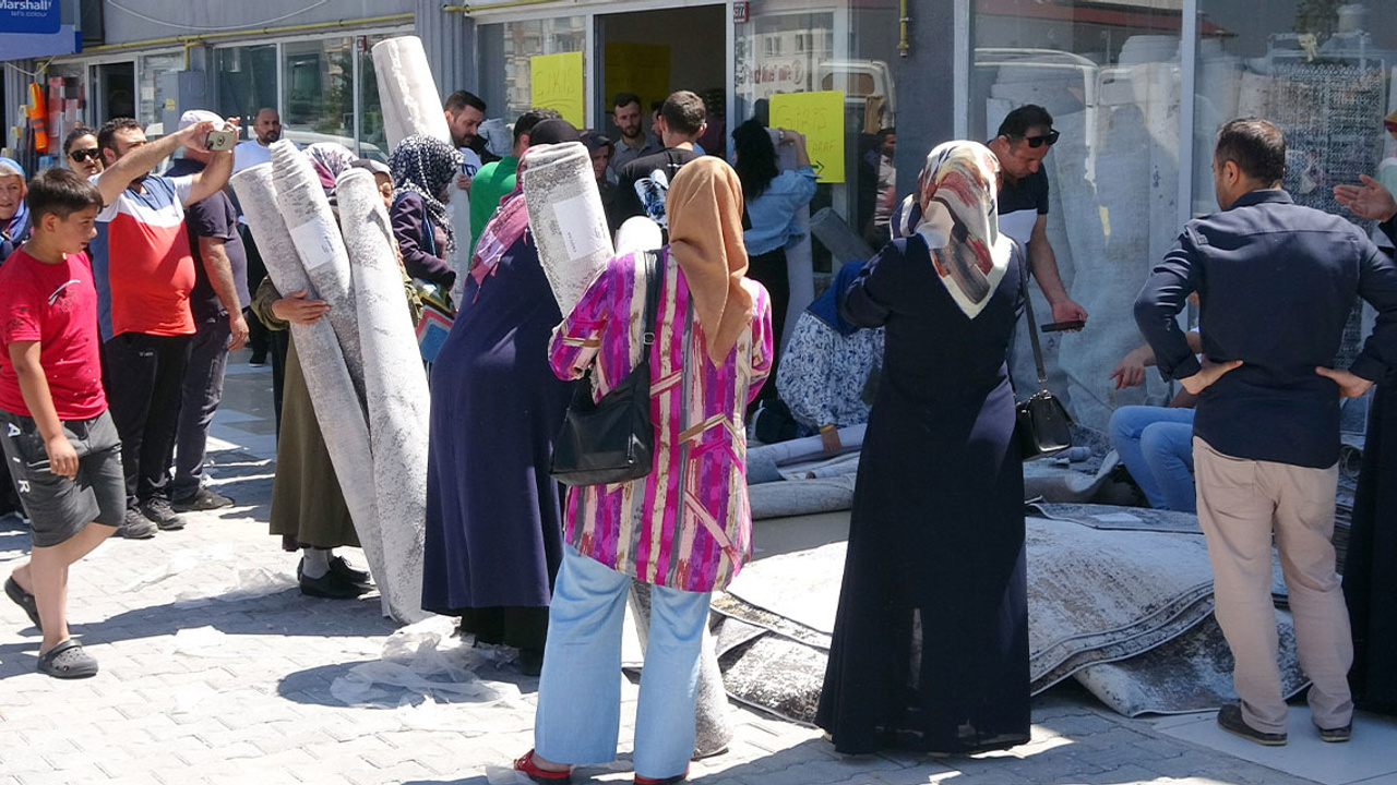 Yozgat’ta ucuz halı satışı yoğunluğa neden oldu