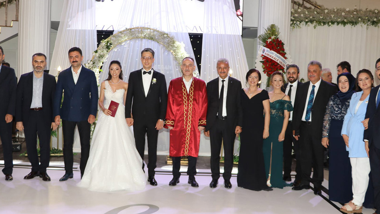 Kırıkkale Belediye Başkanı nikah şahidi oldu