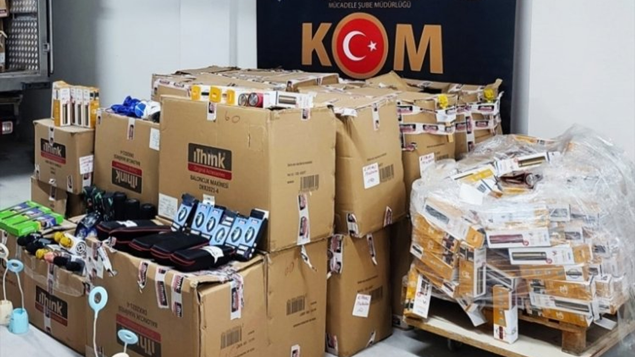 Kırşehir'de 7 bin 433 kaçak emtia ele geçirildi