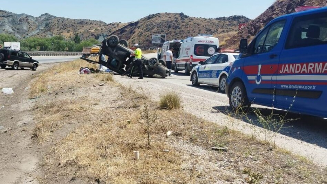 Kırıkkale-Ankara karayolunda trafik kazası: 2 yaralı