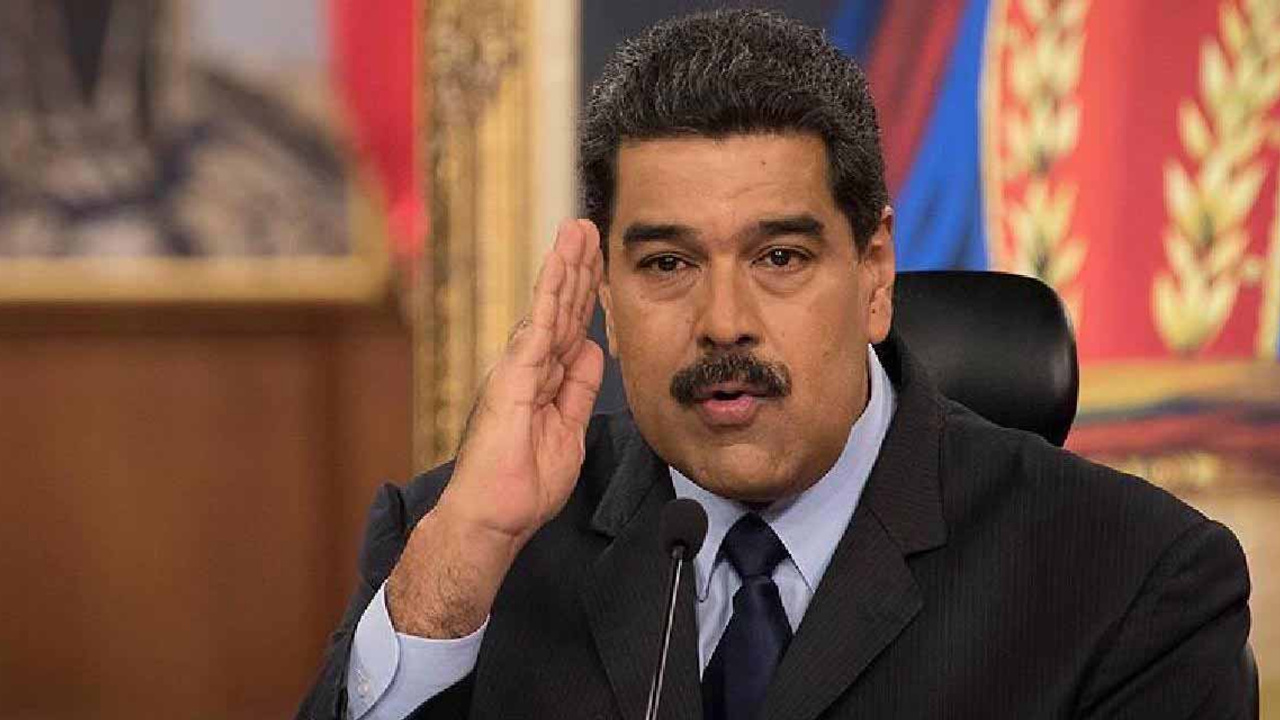 Venezuella Devlet Başkanı Maduro: İncil’i yaksalar ne hissederdik?