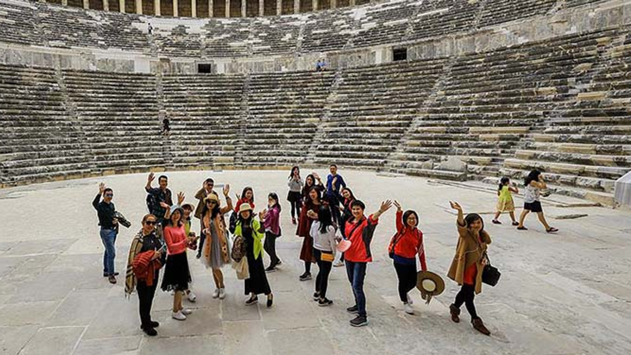 Çin'den Türkiye'yi de kapsayan önemli turist kararı!