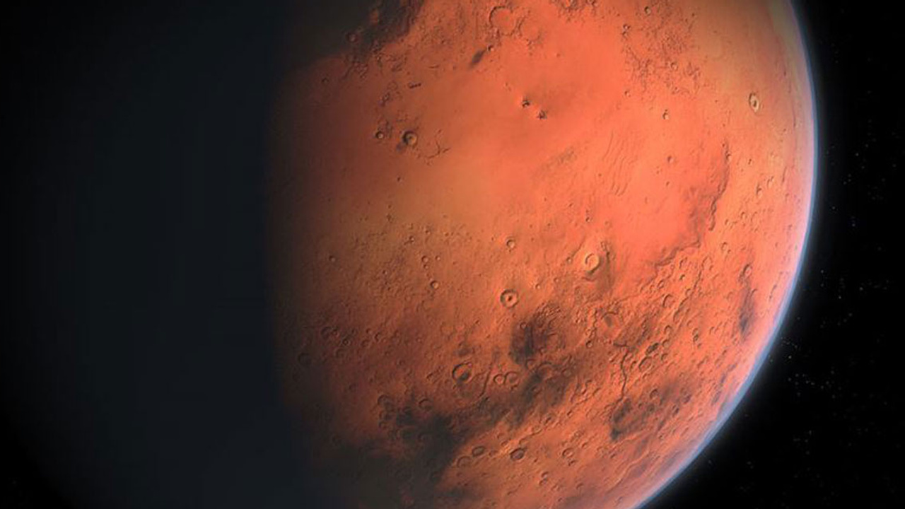 Mars artık daha hızlı dönüyor: Günler kısaldı