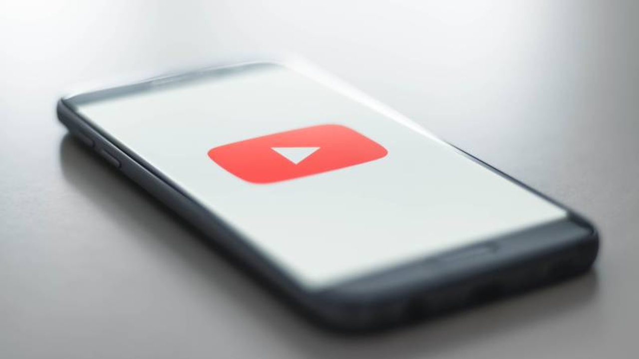 YouTube'da artık mırıldanarak şarkı aranabilecek
