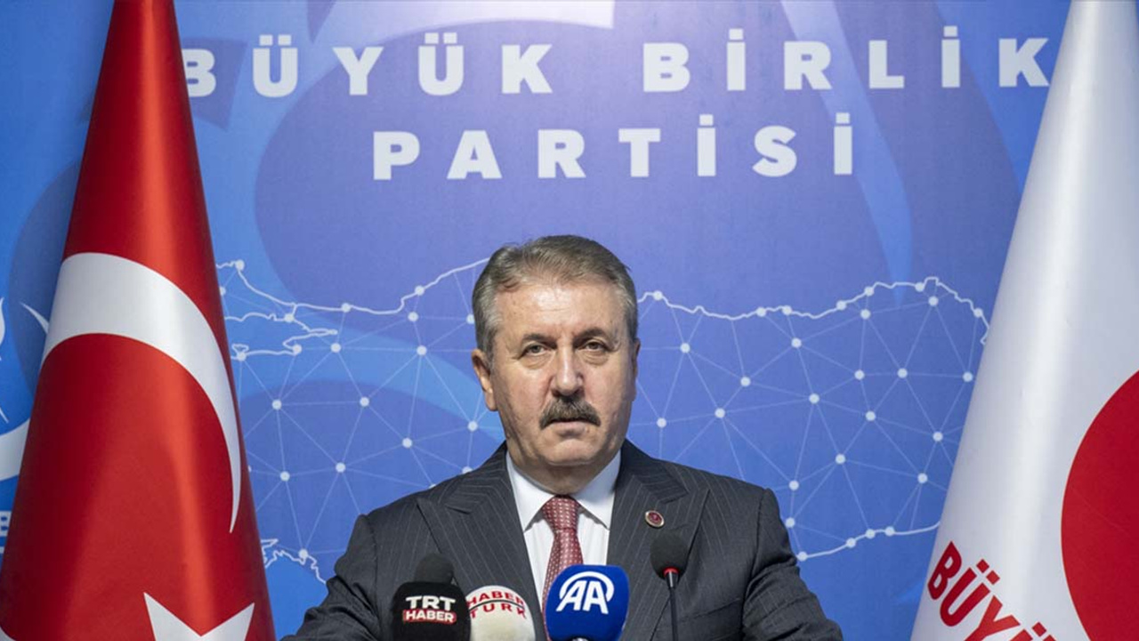 Büyük Birlik Partisi, yerel seçimlerde kendi adaylarıyla yarışacak