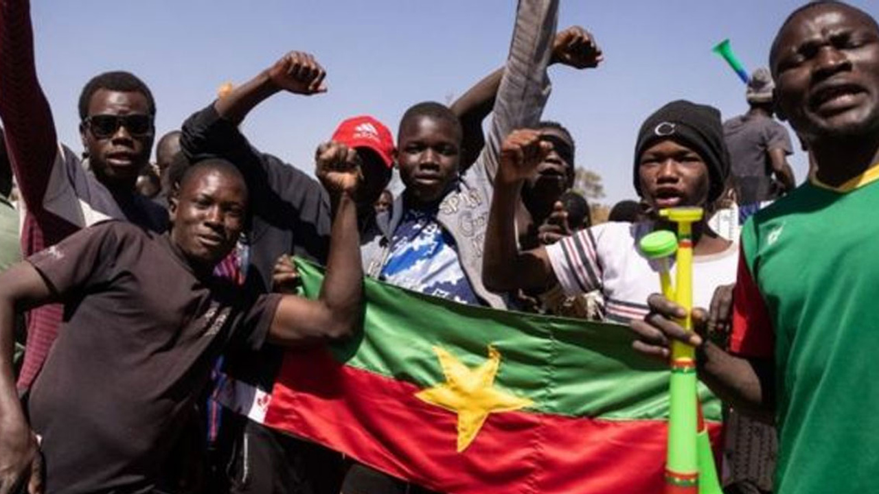 Burkina Faso'da askeri darbe önlendi