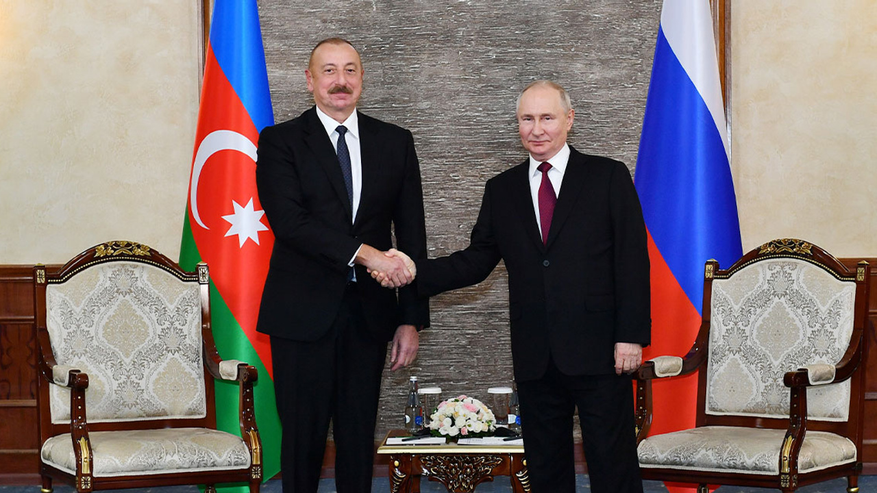 Azerbaycan Cumhurbaşkanı Aliyev, Putin’le bir araya geldi