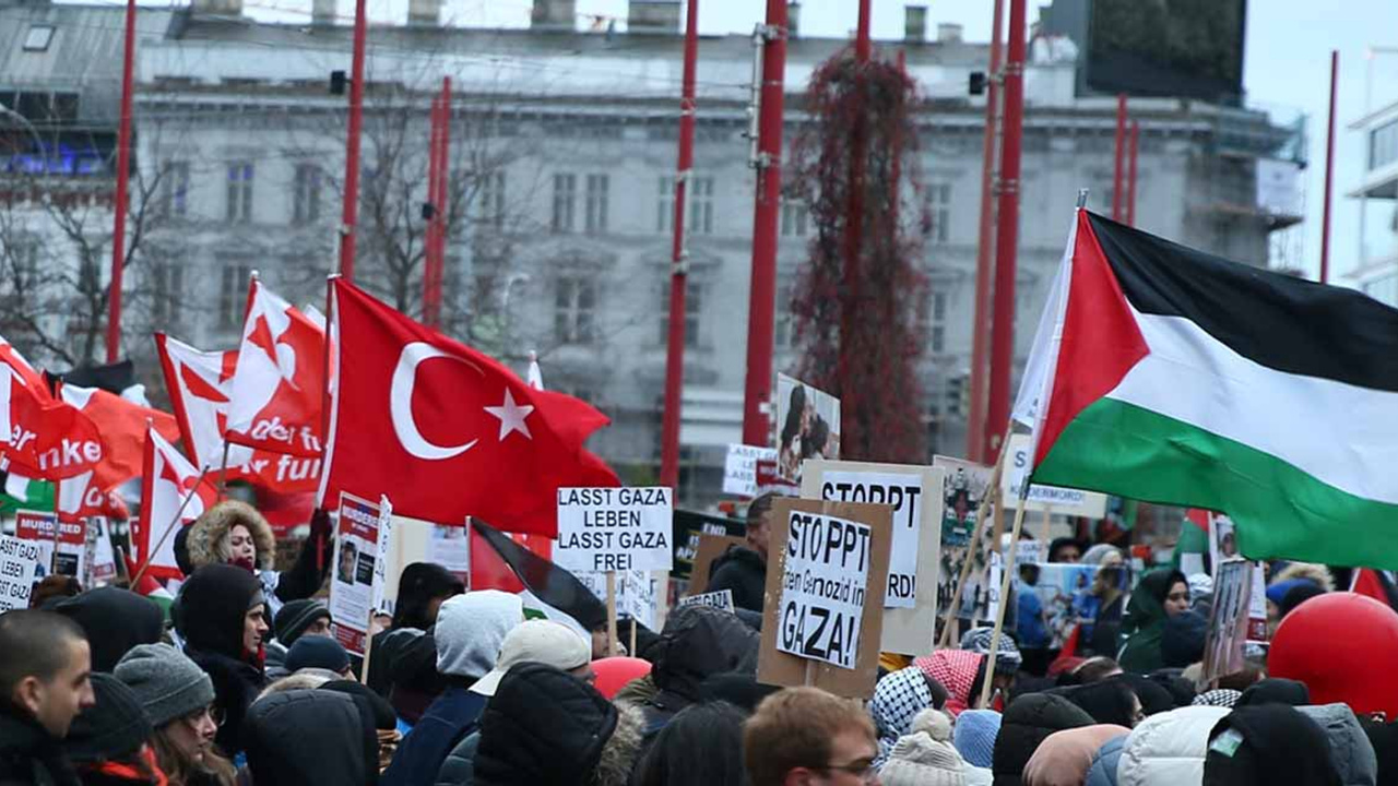 Avusturya'da Gazze'ye destek çığlığı yükseldi