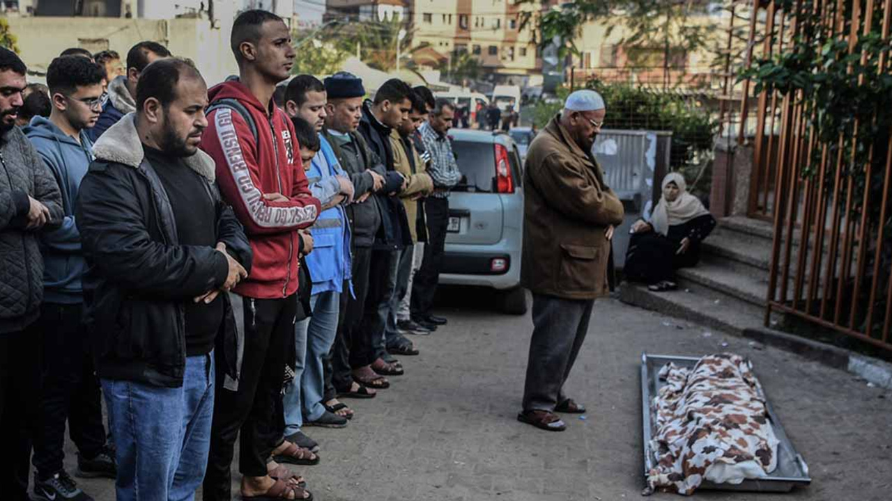 İsrail, Gazze şeridinde katliamlarına devam ediyor