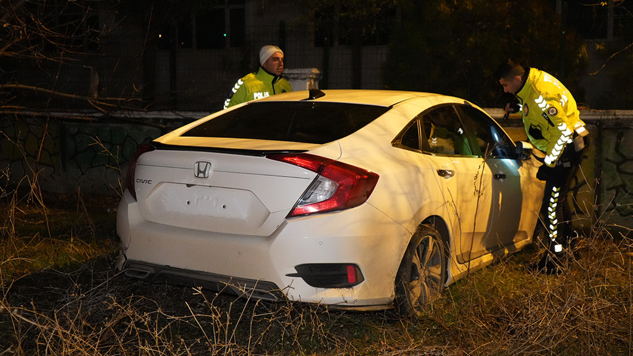 Kırıkkale'de kaza yaptığı aracı bırakıp kaçtı