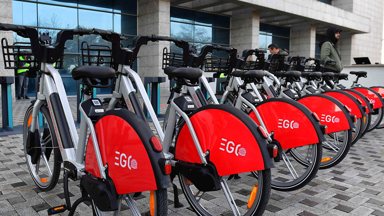 Ankara Büyükşehir Belediyesi elektrikli bisikletler için şarj kurulumuna başladı