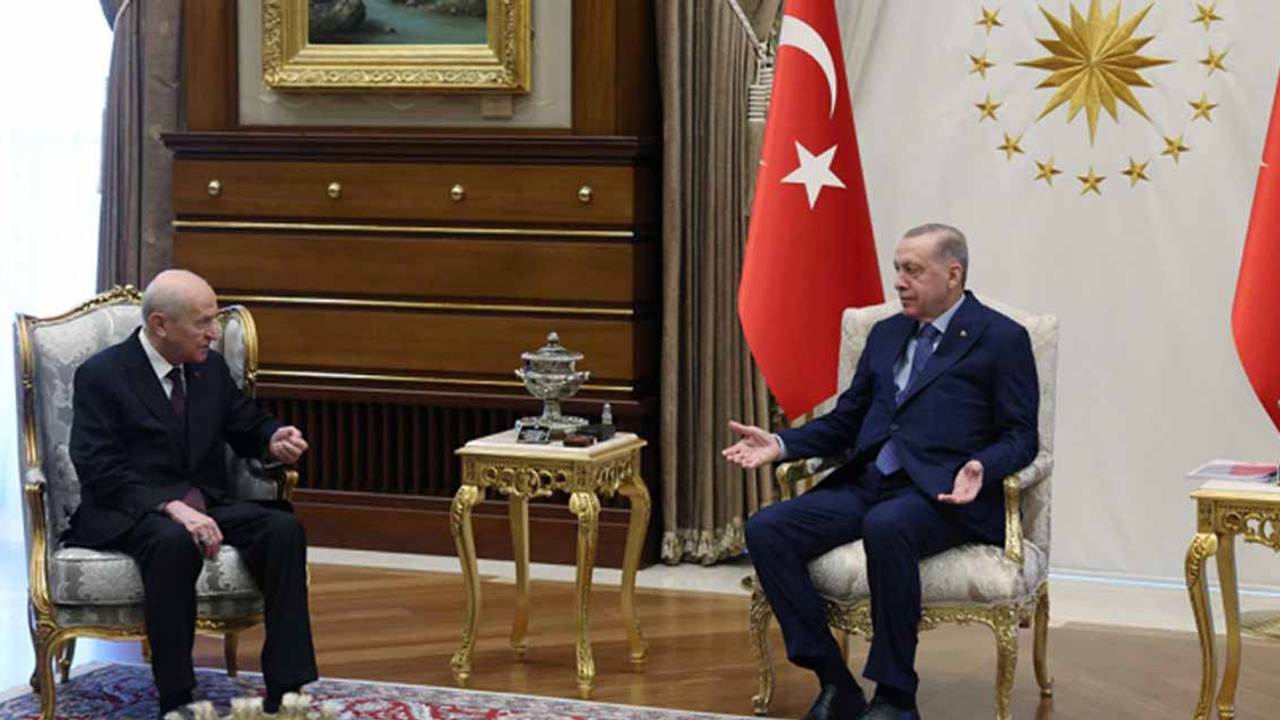 Cumhurbaşkanı Erdoğan, aday açıklaması öncesi MHP Lideri Bahçeli ile görüştü