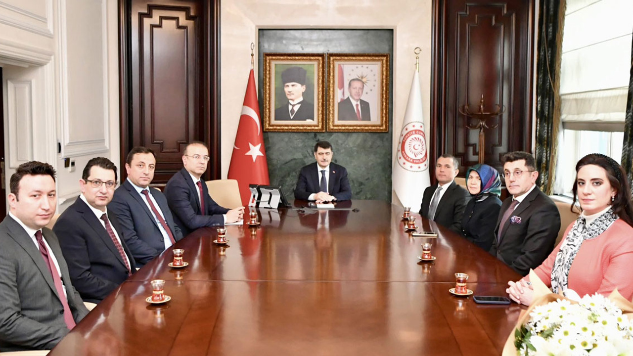 Ankara Valisi Vasip Şahin, Ankara Vergi Dairesi Başkanı Yüksel Duman ile bir araya geldi