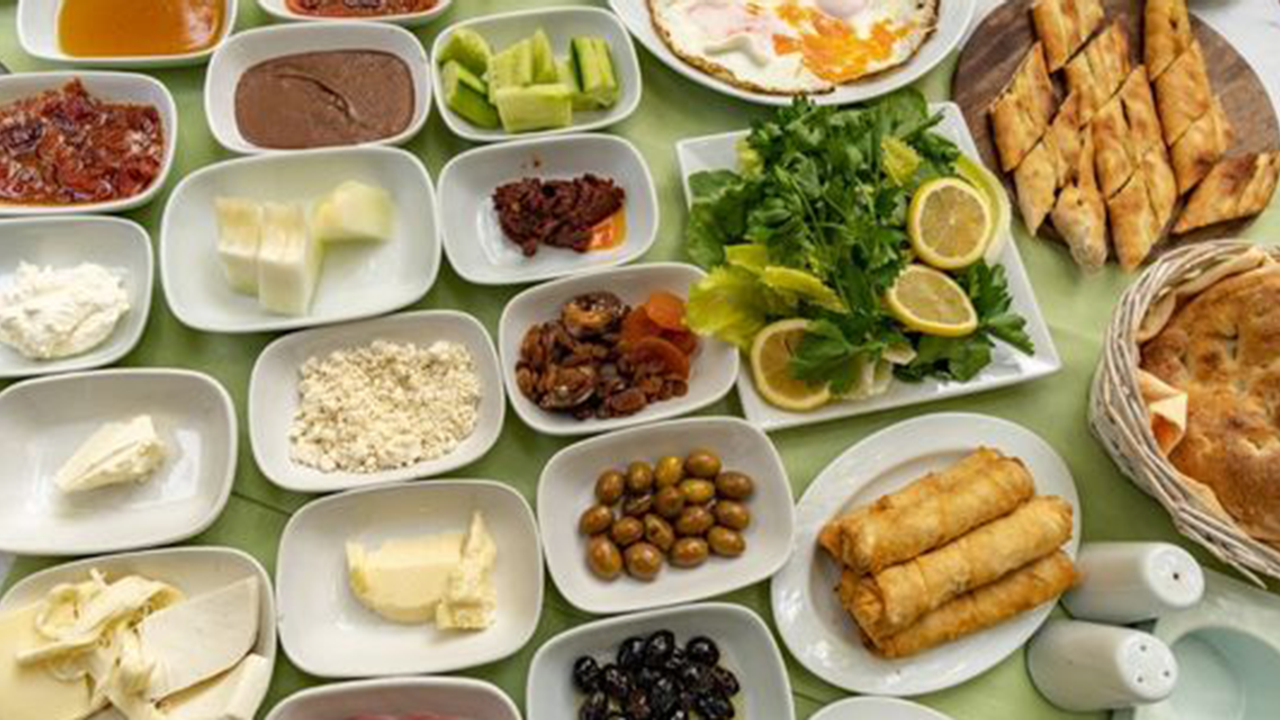 Kahvaltı da lüks oldu! Kahvaltı ürünleri artık cep yakıyor!
