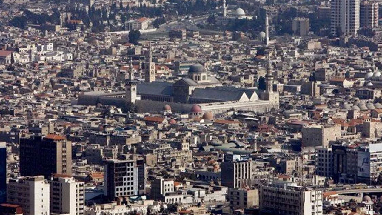 İran basını duyurdu: İran'ın Şam Büyükelçiliği vuruldu