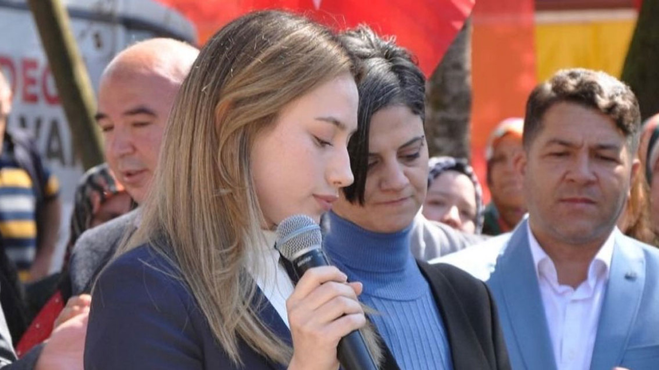 22 yaşındaki Zeynep Çelik, 31 Mart seçimlerinde en genç kadın belediye başkanı seçildi