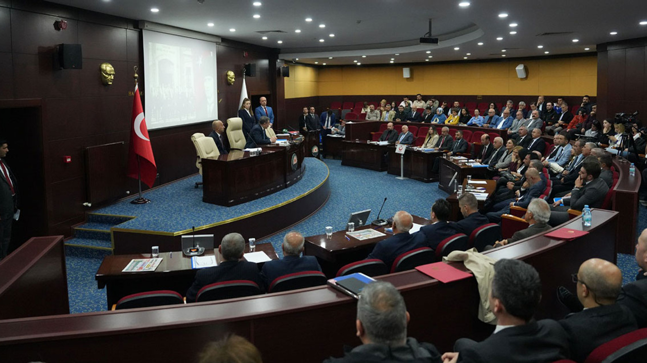 Gölbaşı Belediye Meclisi, seçimin ardından ilk kez toplandı