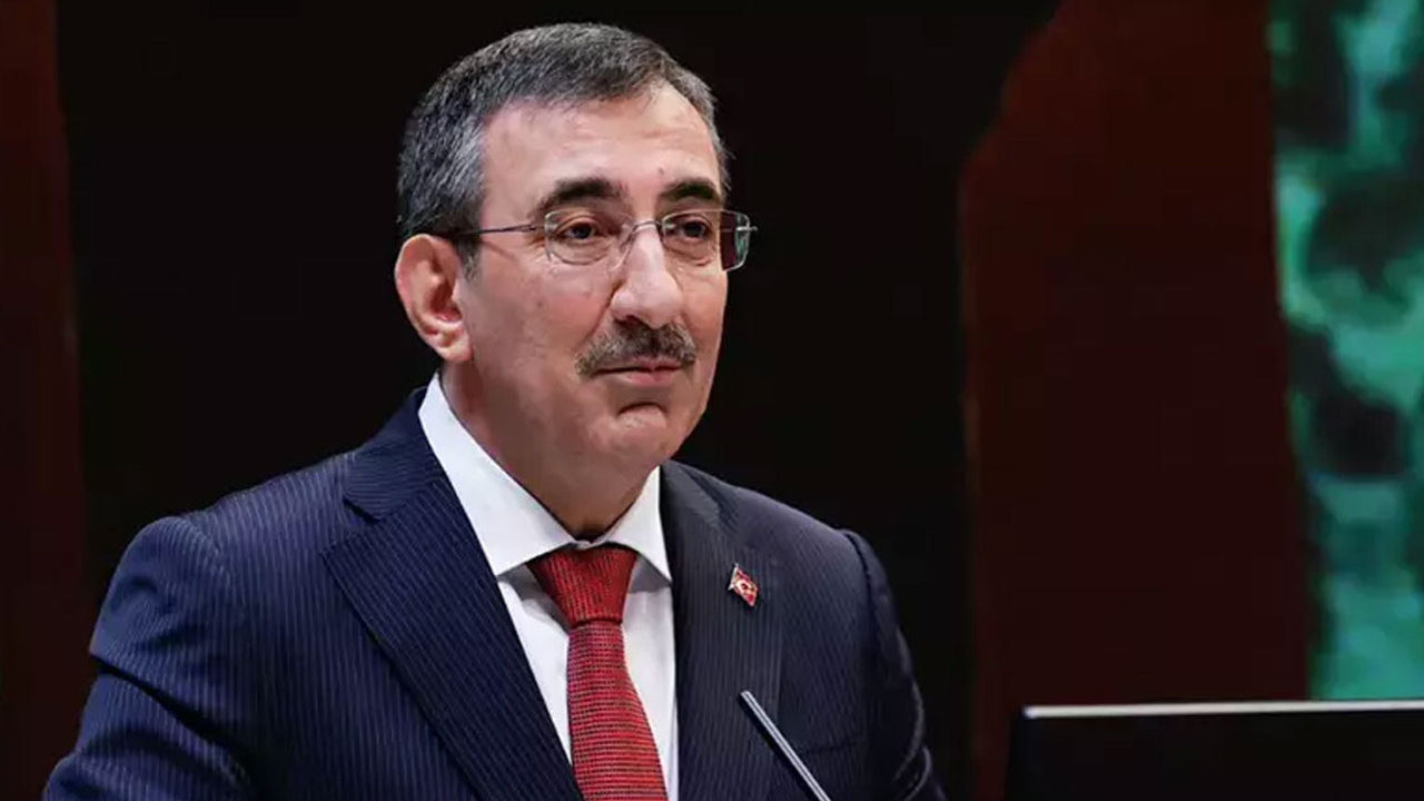 Cevdet Yılmaz'dan canlı yayında emeklileri heyecanlandıran açıklama