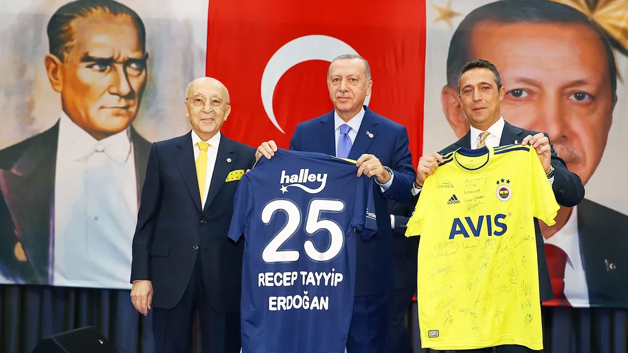 Erdoğan, "Ben artık Fenerbahçeli değilim" dedi iddiaso