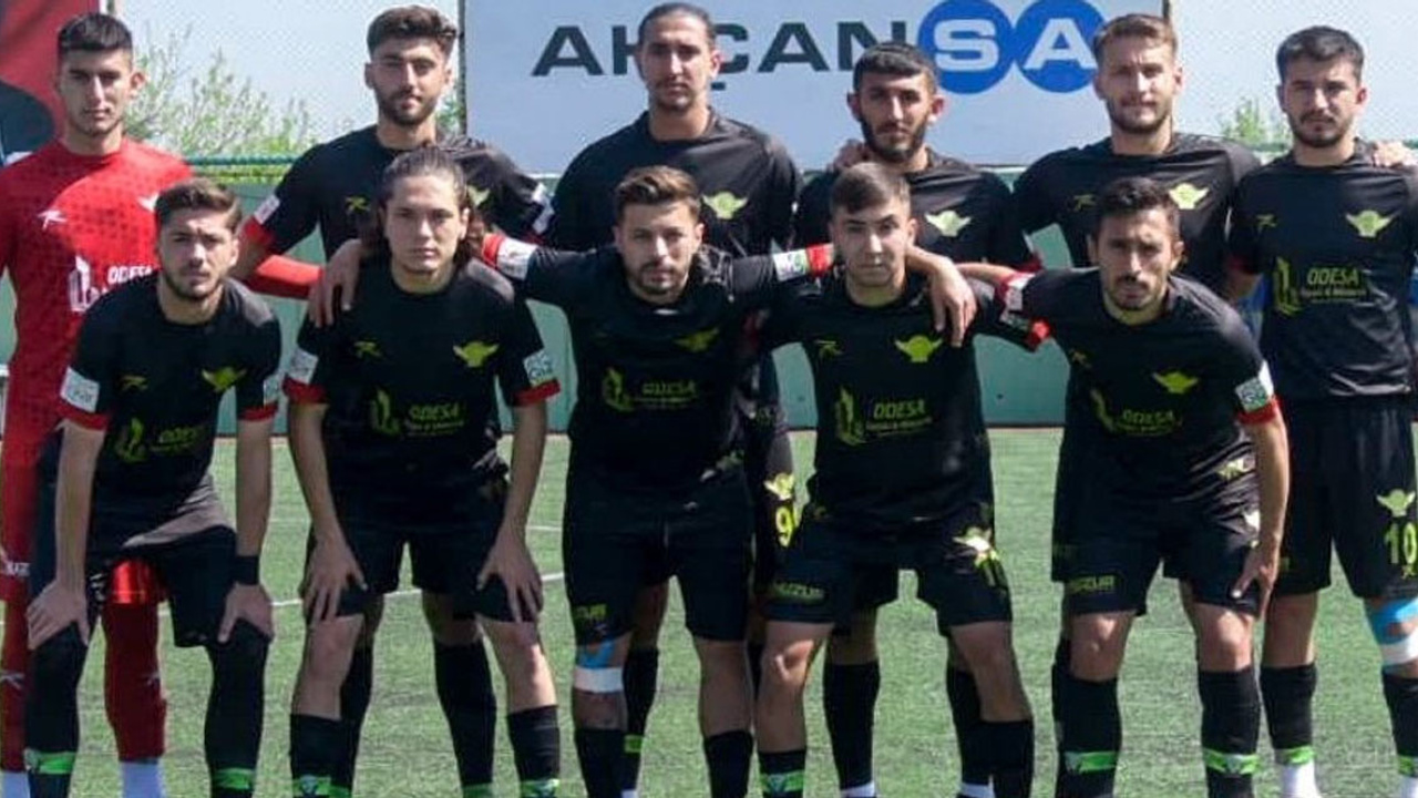 Süper Kupa ve Türkiye Kupası şampiyonu Akhisarspor, amatör lige düştü