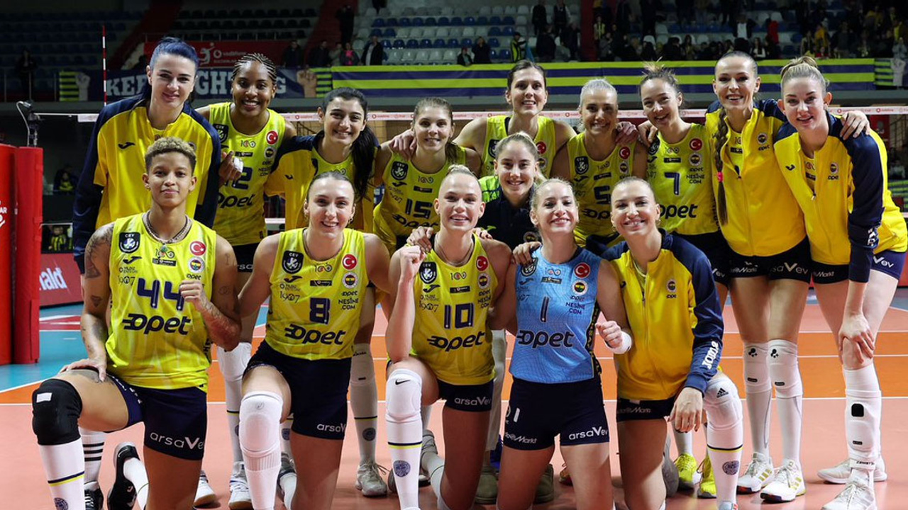 Vodafone Sultanlar Ligi'nde şampiyon Fenerbahçe: Fenerbahçe Beko 3-0 Eczacıbaşı