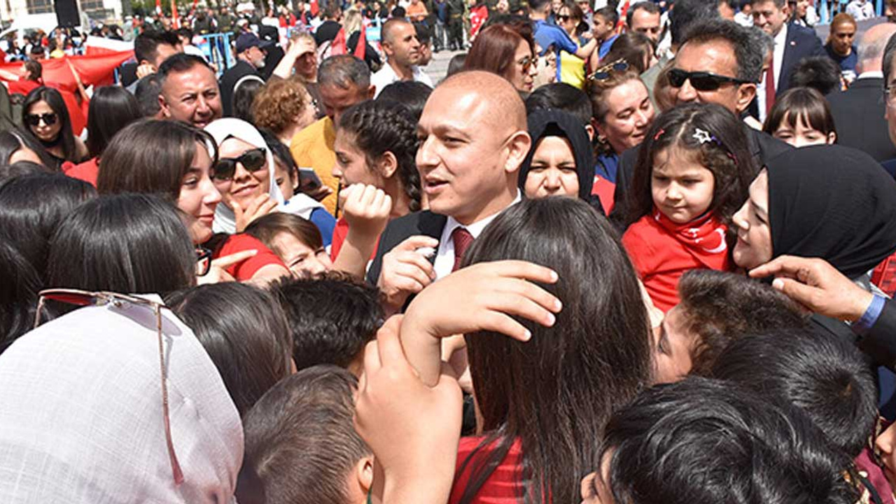 Kırıkkale 23 Nisan kutlamalarına Ahmet Önal damgası!