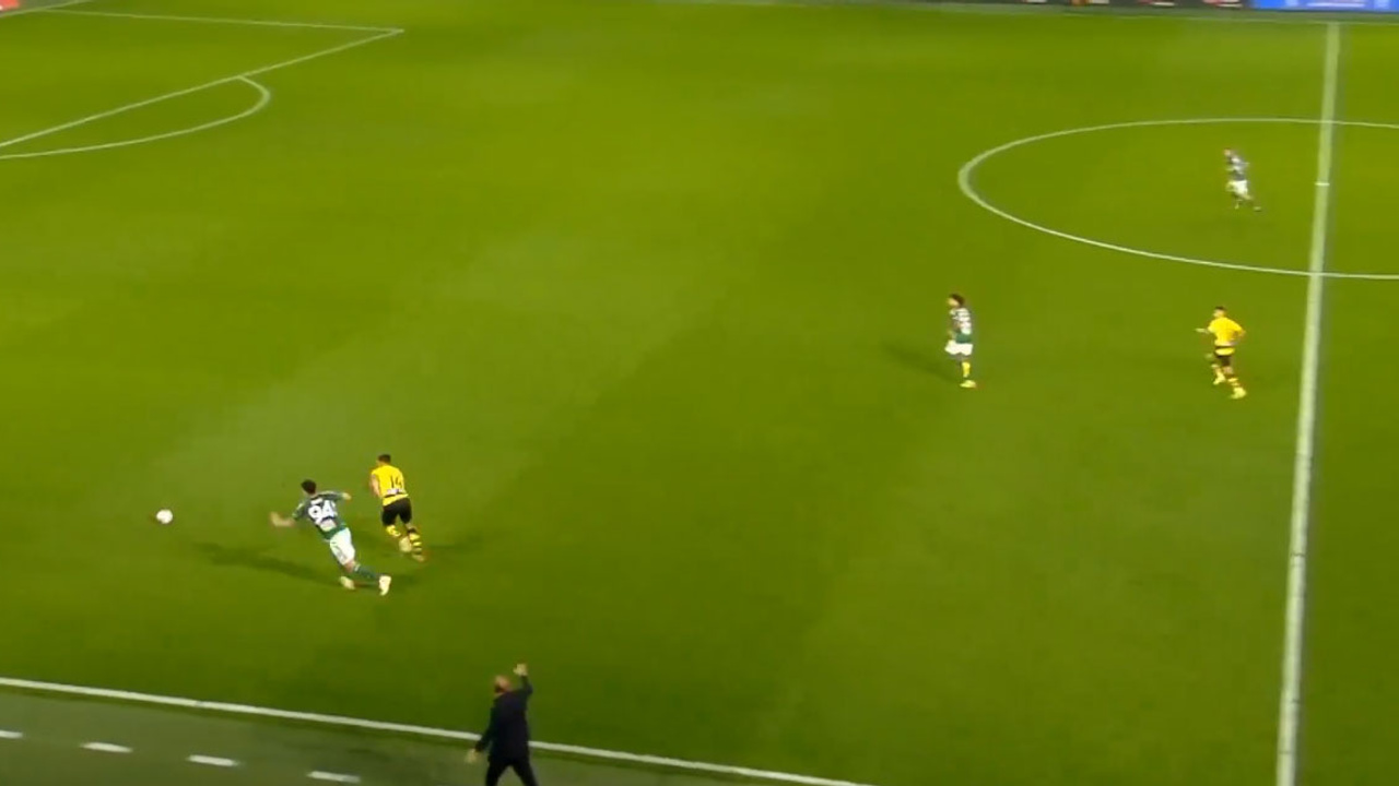 Yunanistan’da şampiyonluk yarışı veren Fatih Terim’e büyük darbe: AEK 3-0 Panathinaikos