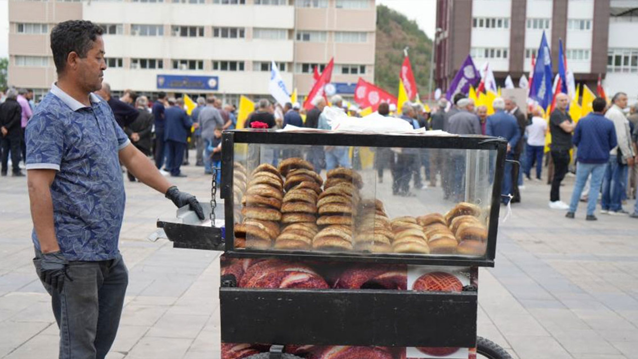 Kırıkkale'de de işçiler 1 Mayıs'ta iş başında!