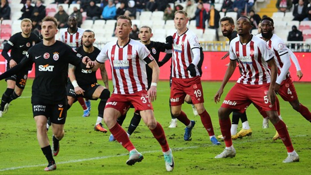 Galatasaray, şampiyonluk yolunda Sivasspor'a karşı: 4 maçtır yenilmeyen Sivasspor'da hedef Avrupa!