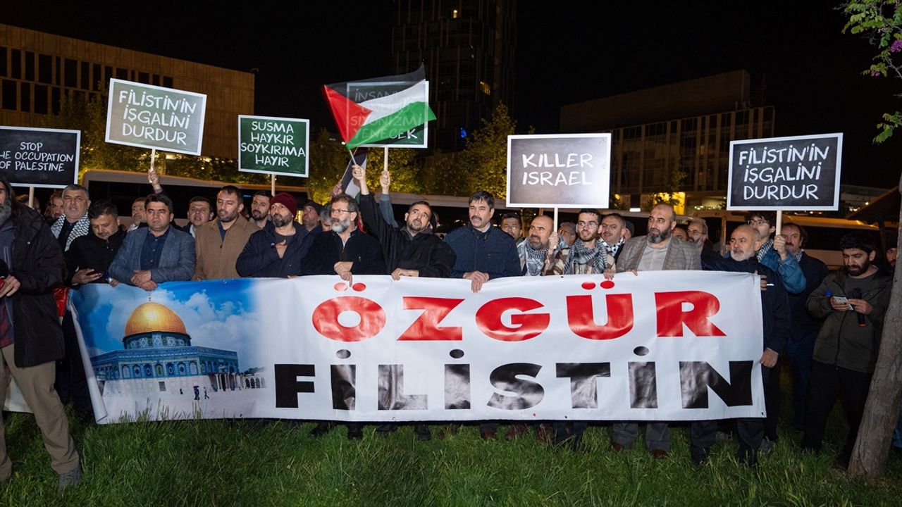 İsrail'in Refah'ta başlattığı saldırı Ankara'da protesto edildi