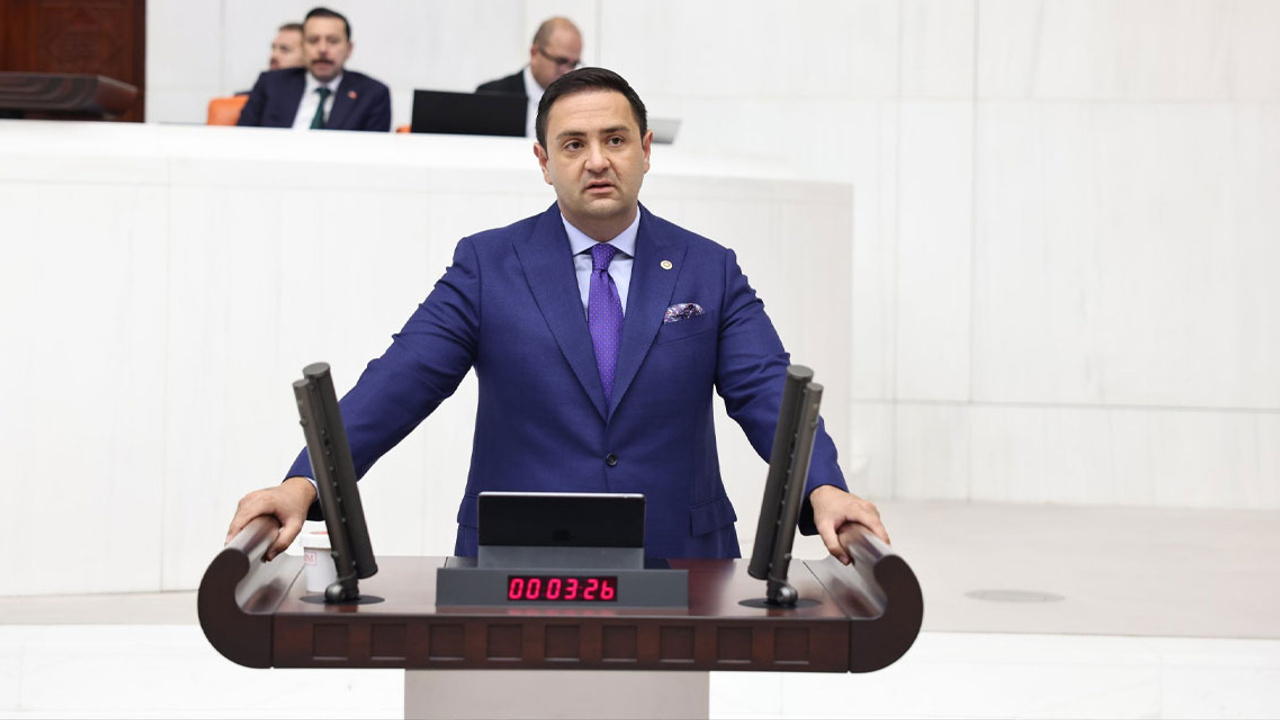 CHP Ankara Milletvekili Umut Akdoğan'dan tepki çeken açıklama: "1400 senedir yapıyorsunuz bunu"