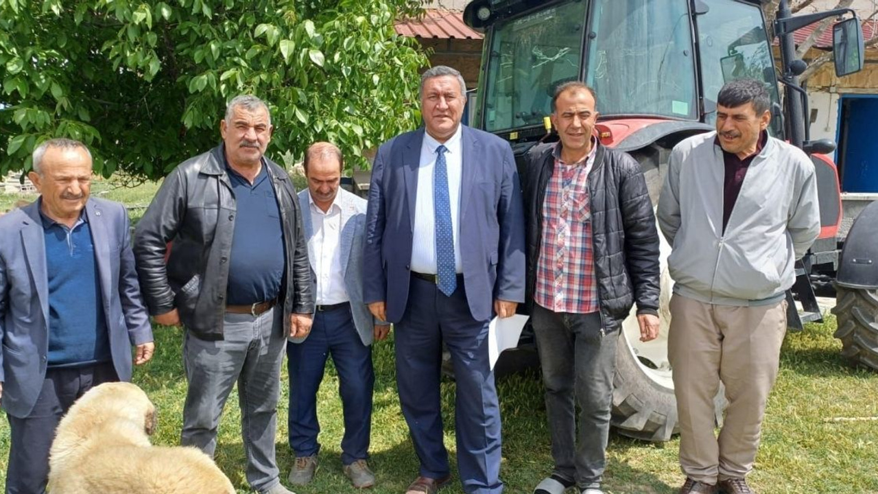 Gürer: “Sosyal güvenlik prim tutarları çiftçileri zorluyor”