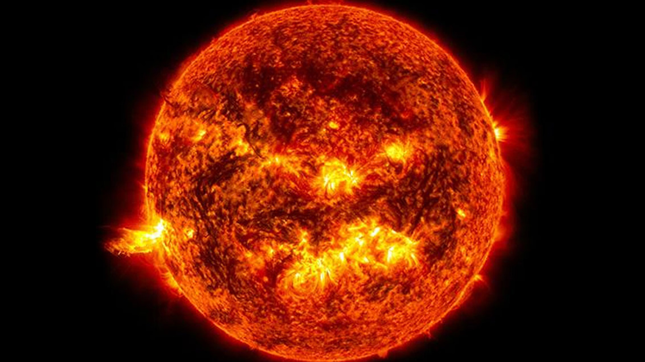 NASA açıkladı: Güneş'te bir patlama daha meydana geldi