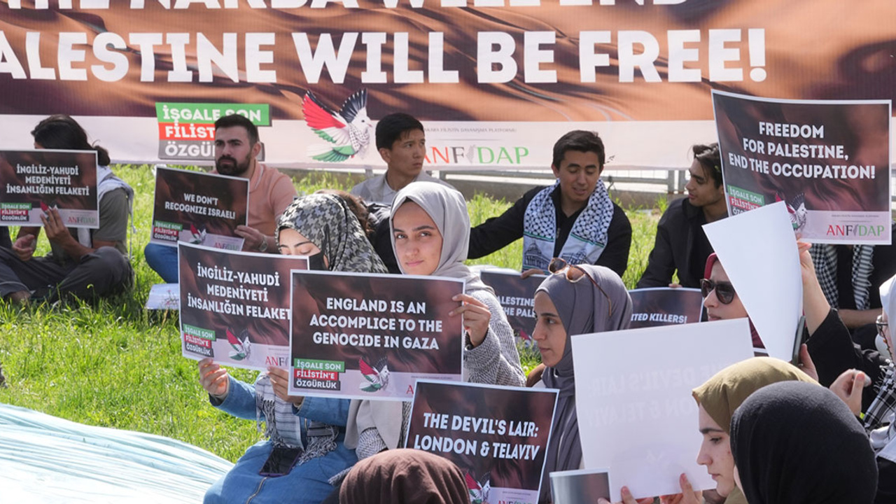 Ankara'da Nekbe için oturma eylemi düzenlendi: Nekbe bitecek, Filistin özgür olacak