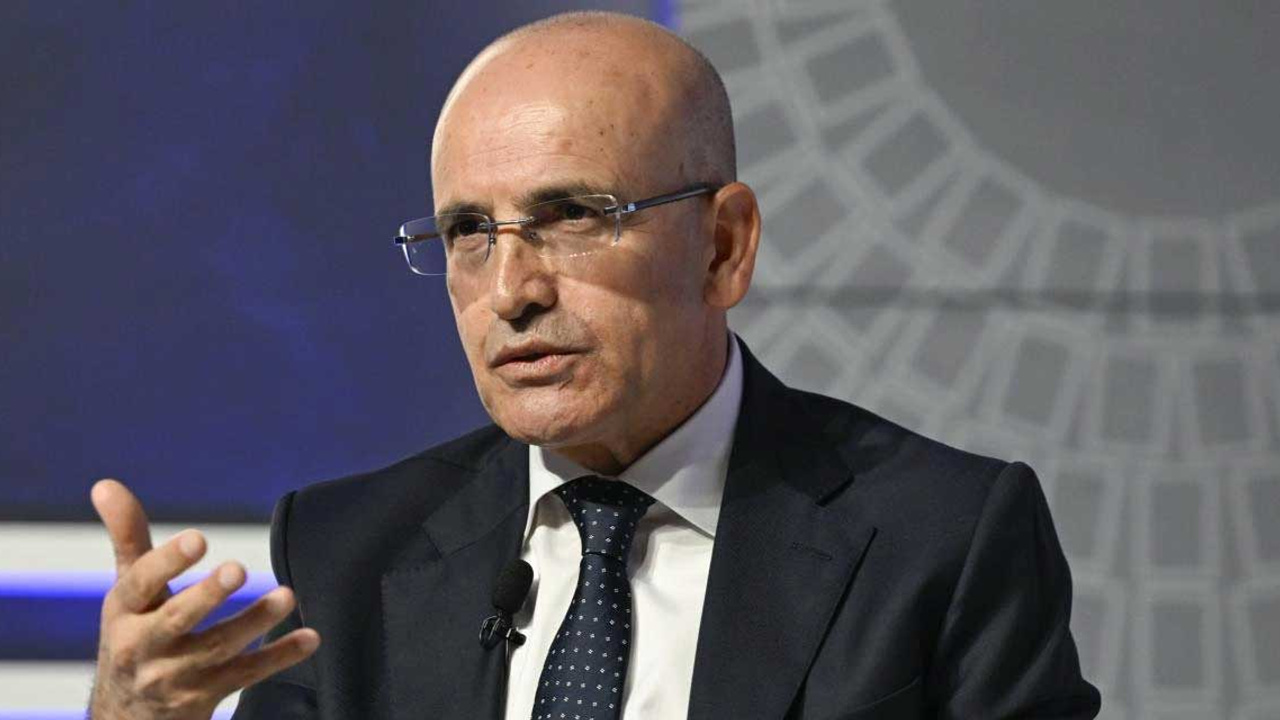 Hazine ve Maliye Bakanı Şimşek: "Dezenflasyonun eşiğindeyiz"
