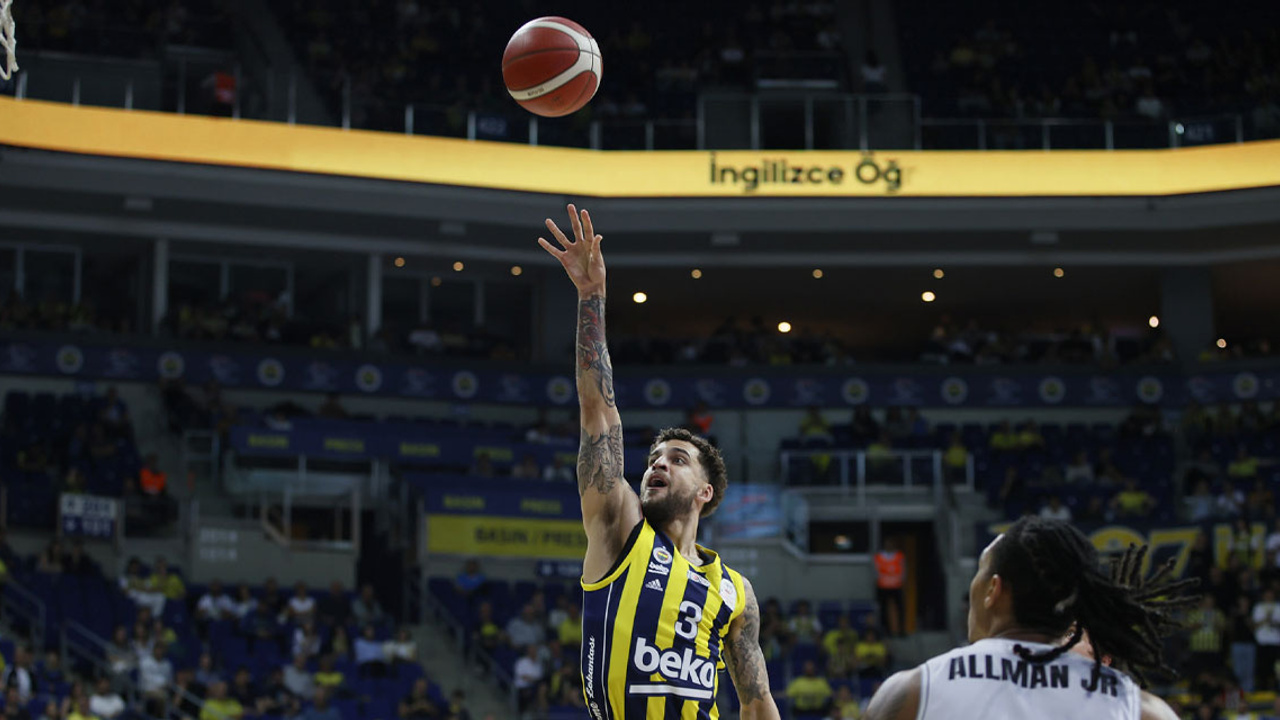 Fenerbahçe Beko, Beşiktaş Emlakjet'i 96-88 mağlup etti: Sarı lacivertliler seride 1-0 önde