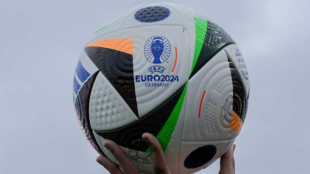 EURO 2024'te teknolojik maç topu: "Connected Ball"