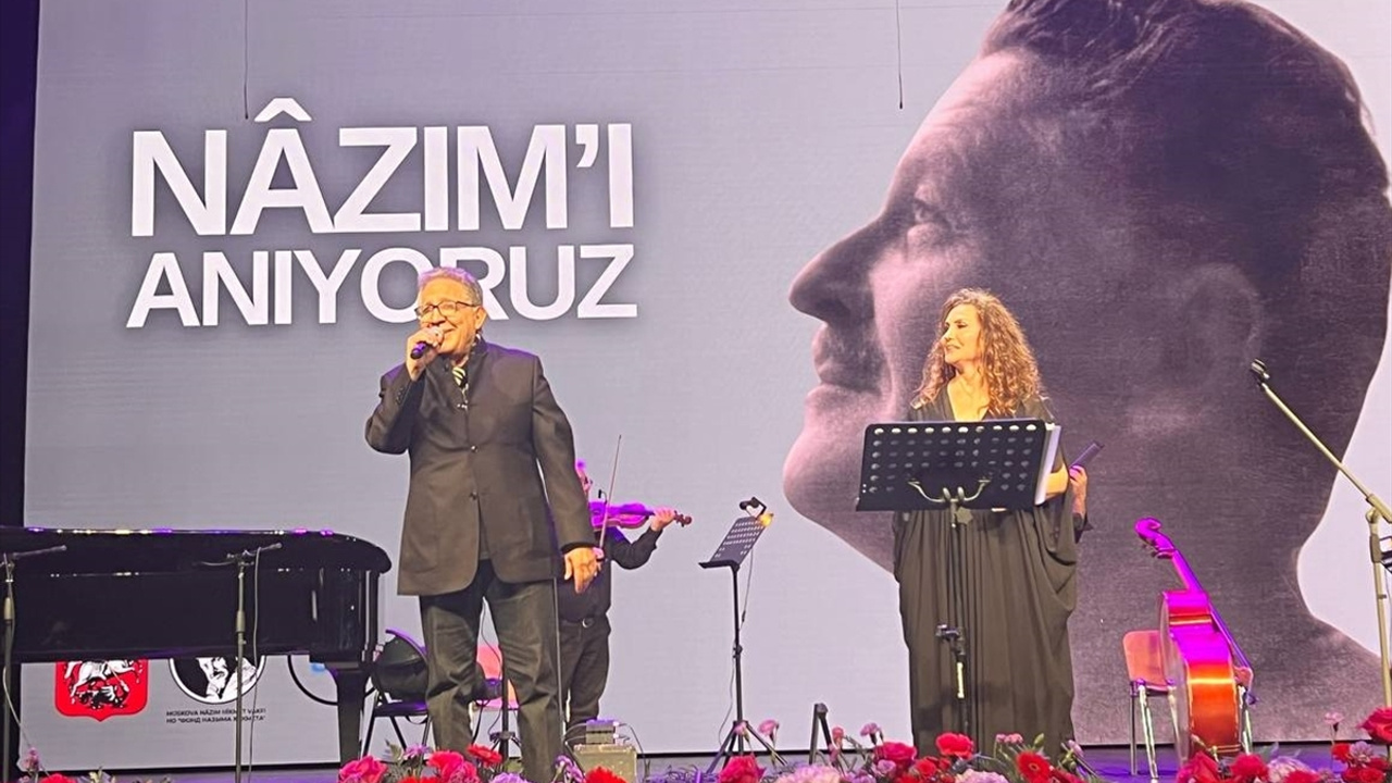 Nazım, Moskova'da konserle anıldı