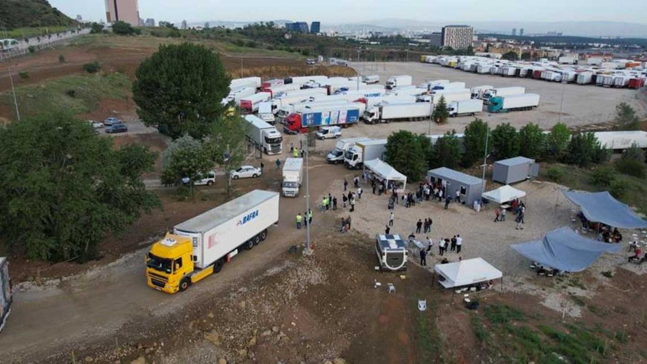 YKS sorularını taşıyan araç yola çıktı!