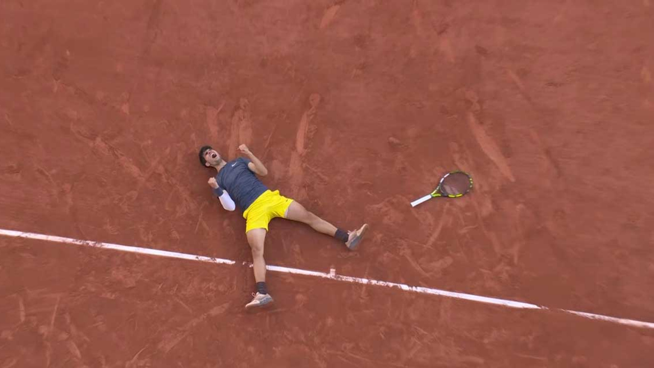 Roland Garros'ta nefes kesen maçın ardından şampiyon Carlos Alcaraz: 5 setlik maçta Zverev'i devirdi, tarih yazdı