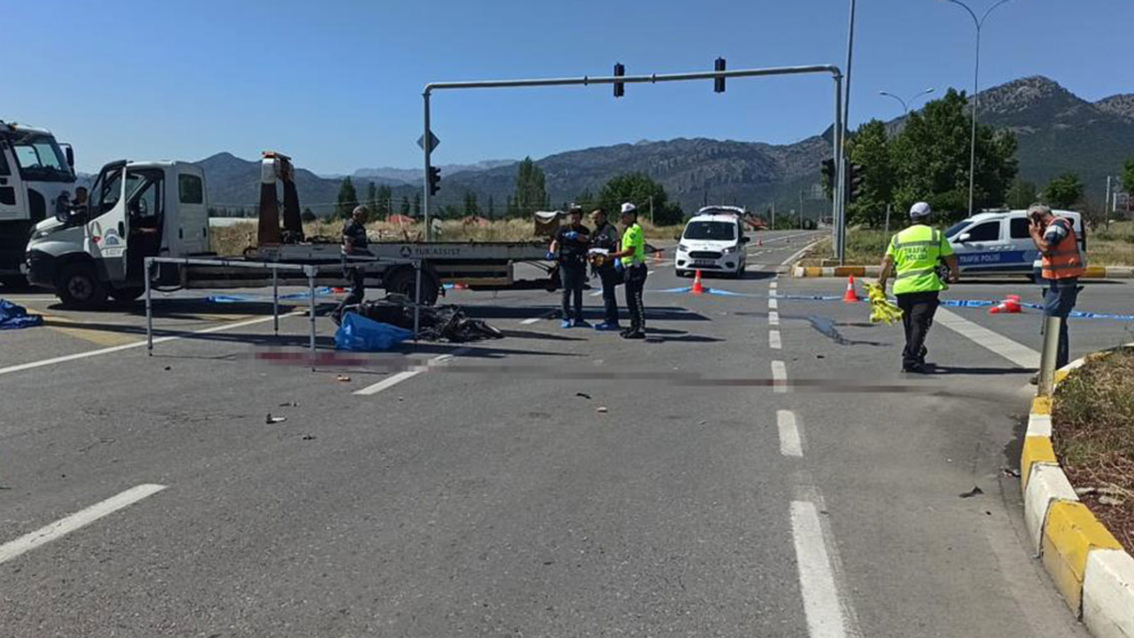 Konya'da pikap ile motosiklet çarpıştı:1 ölü!