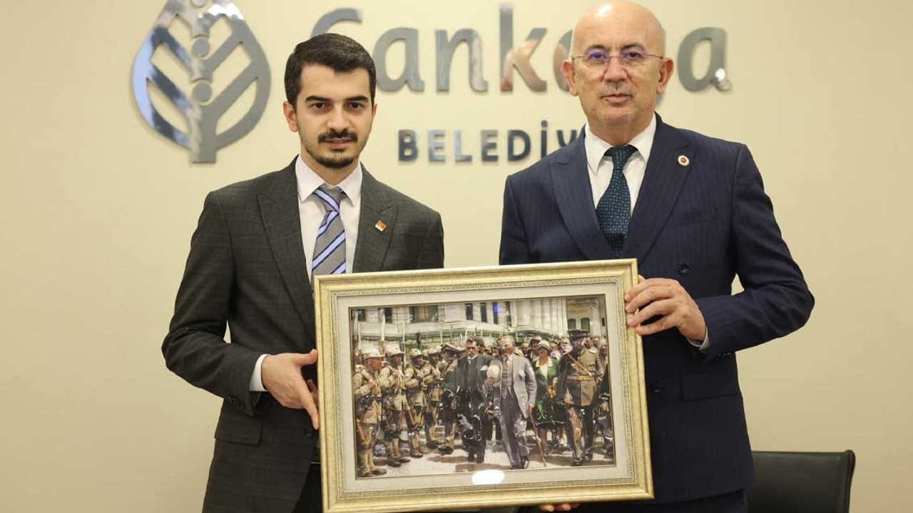 CHP Ankara İl Başkanlığından Çankaya Belediye Başkanı Hüseyin Can Güner'e ziyaret: 'Sosyal demokrat belediyecilik' vurgusu