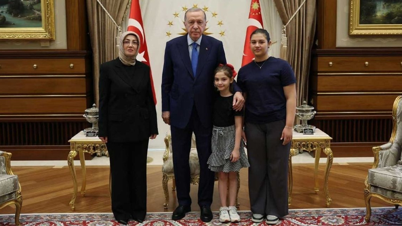 Ayşe Ateş, Cumhurbaşkanı Erdoğan ile görüşmesinin ayrıntılarını paylaştı