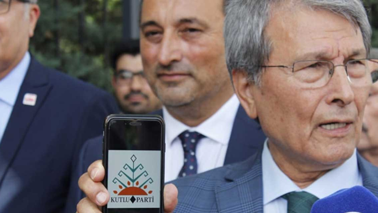 Yusuf Halaçoğlu, Kutlu Parti'nin kuruluş başvurusunu yaptı: "Partimiz sağ, sol, merkez gibi mefhumların hiçbirini kabul etmiyor"