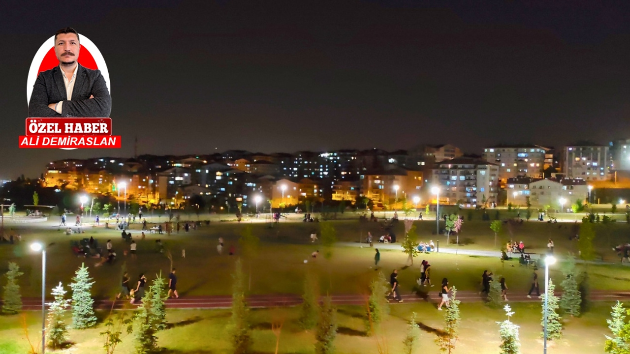 Ankara'da sıcaktan bunalan vatandaşlar park ve bahçelere akın etti