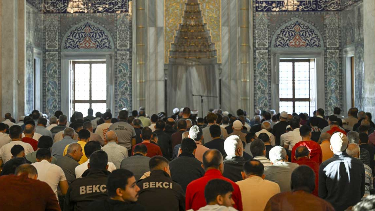 Ankaralılar bayram namazı için o adreslere akın etti
