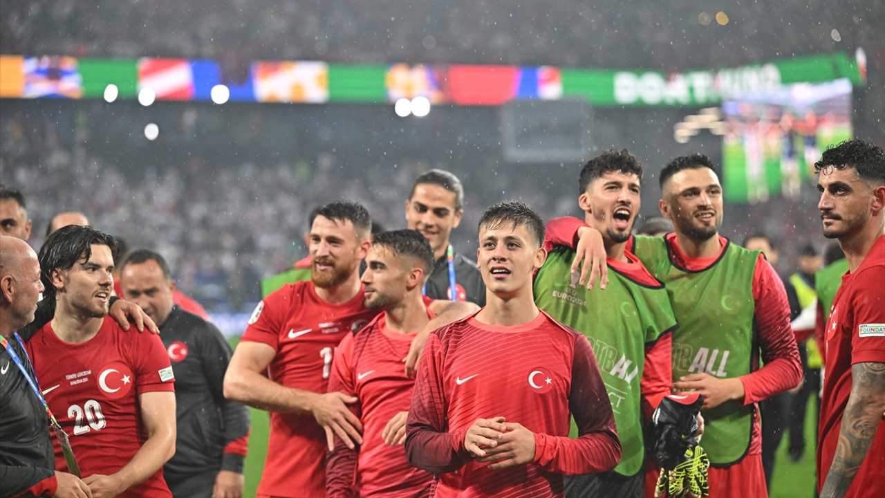 Arda Güler: "Hocamız doğum günü hediyesi olarak gol atmamı istedi"